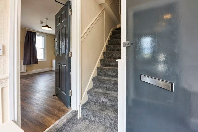 Property photo 2 of 12 Photo 6
