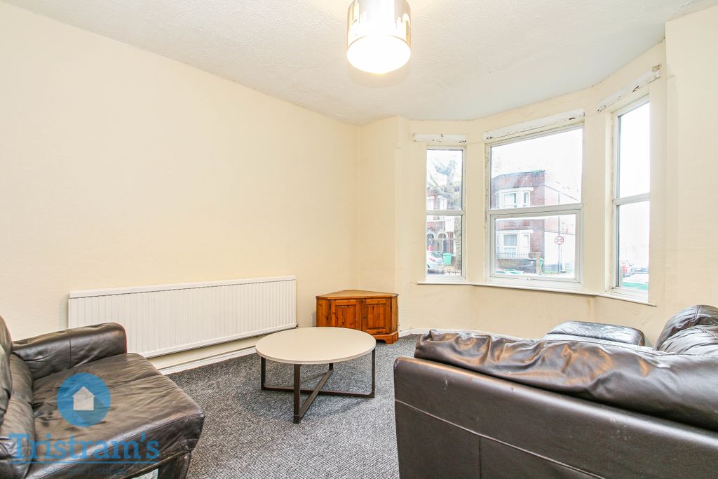 Property photo 2 of 11 Img_3669