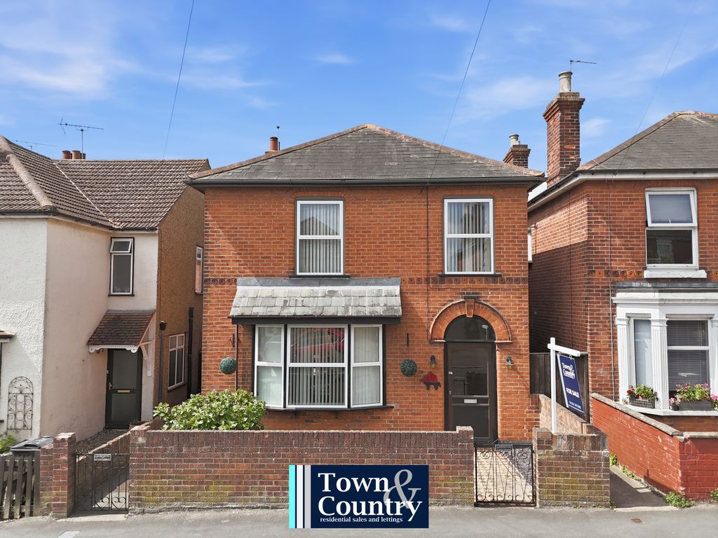 Property photo 2 of 31 Ladysmith Avenue