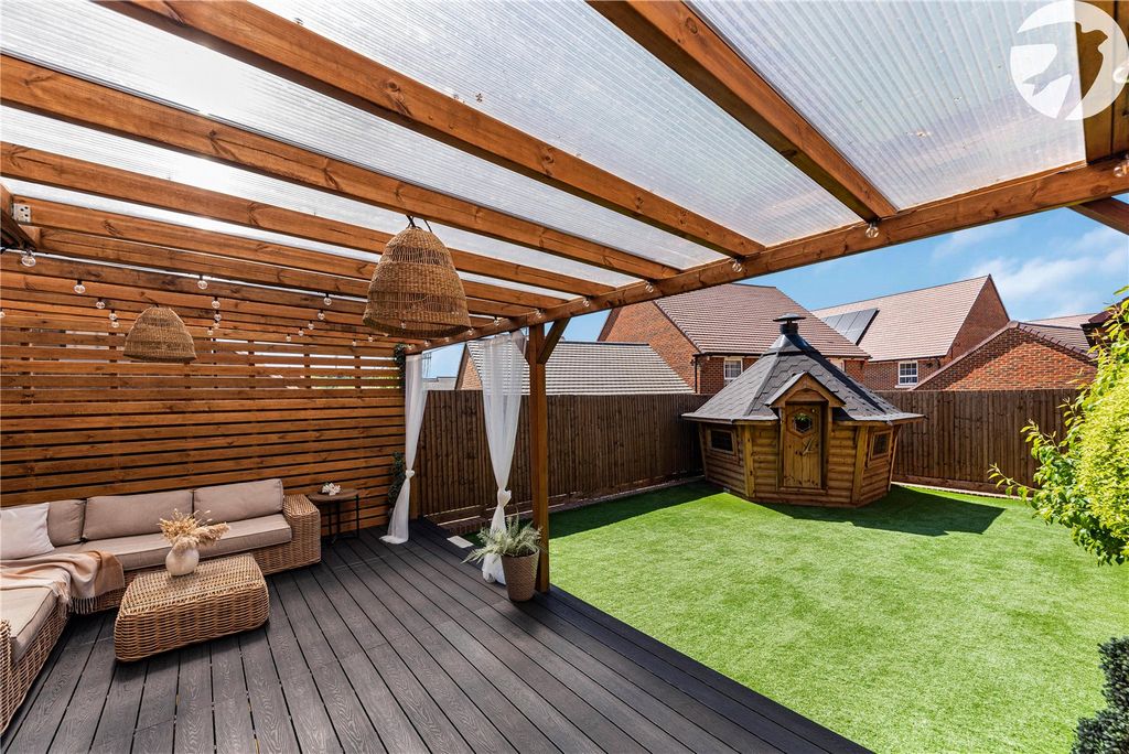 Property photo 3 of 35 Rear Garden