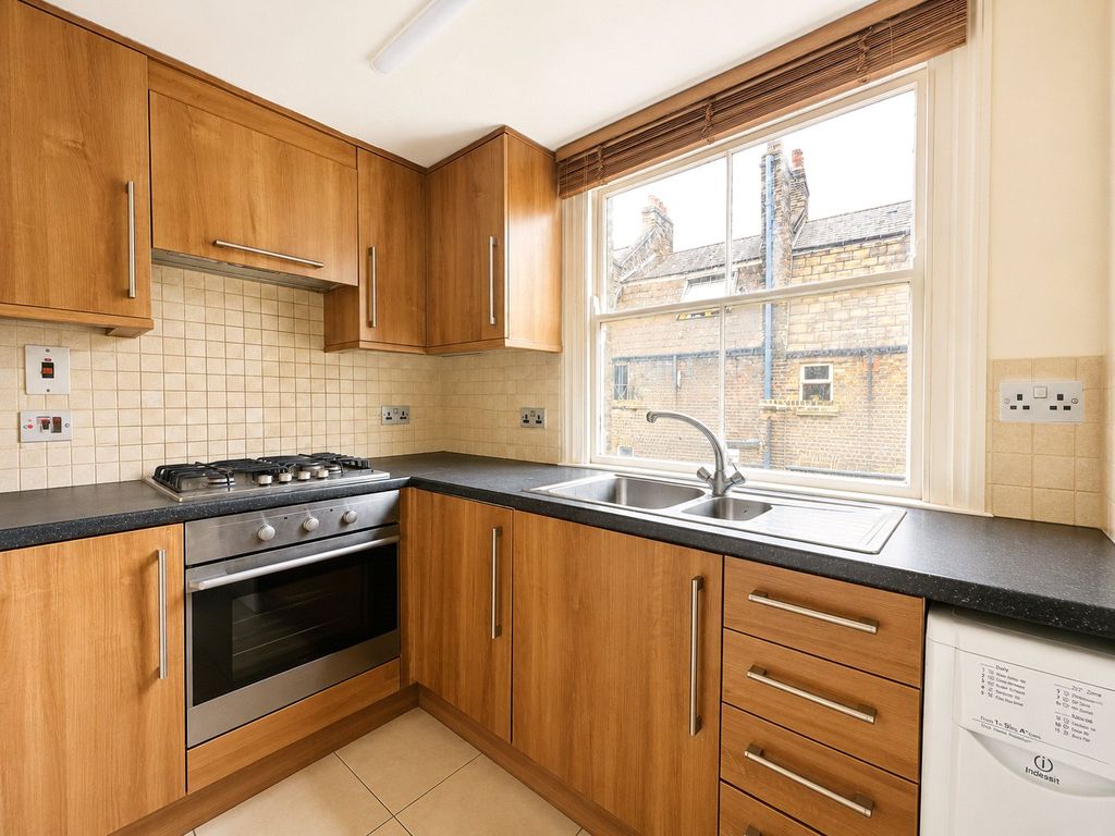 Property photo 3 of 11 Picture No. 18