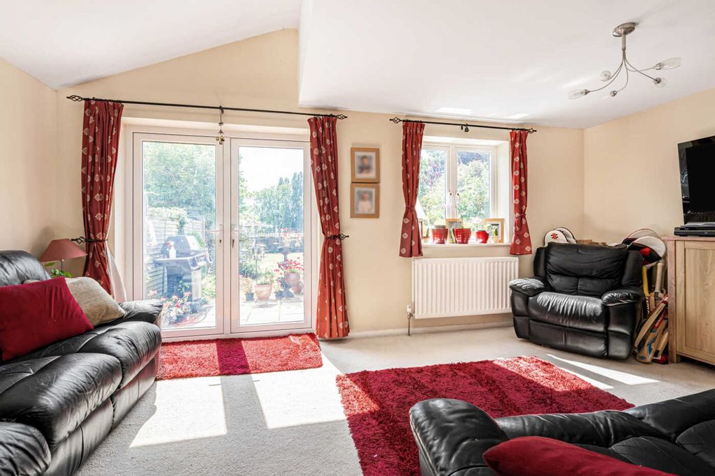 Property photo 2 of 15