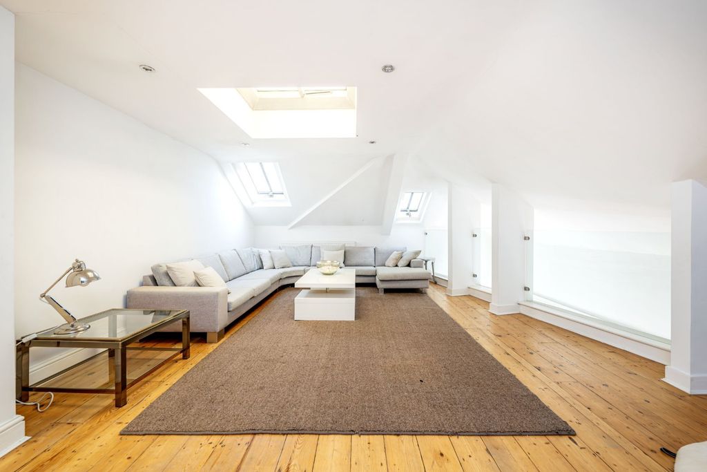 Property photo 1 of 15 Reception Room