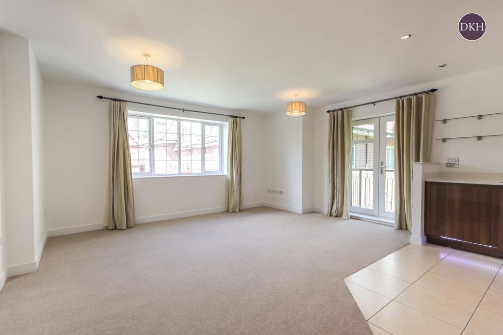 Property photo 3 of 11 Picture No. 10