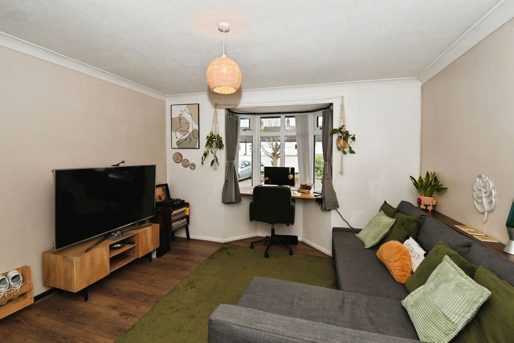 Property photo 3 of 15