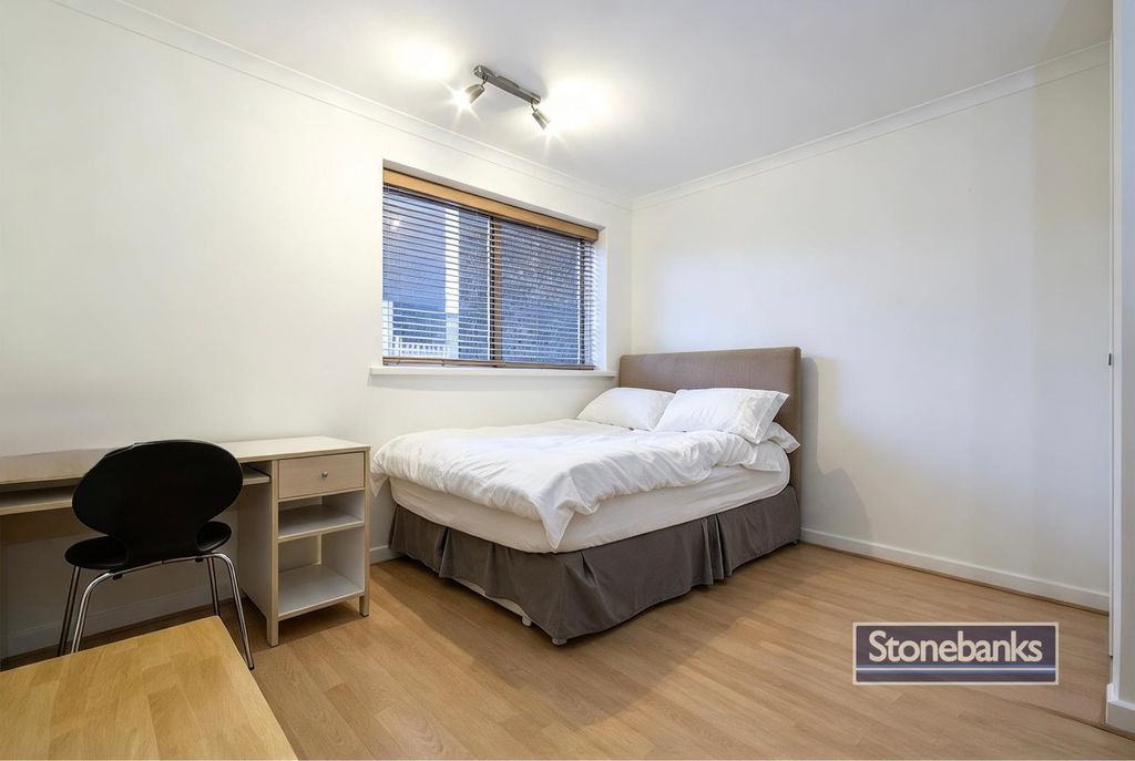Property photo 2 of 6 St Mary Le Park Court (1).Png
