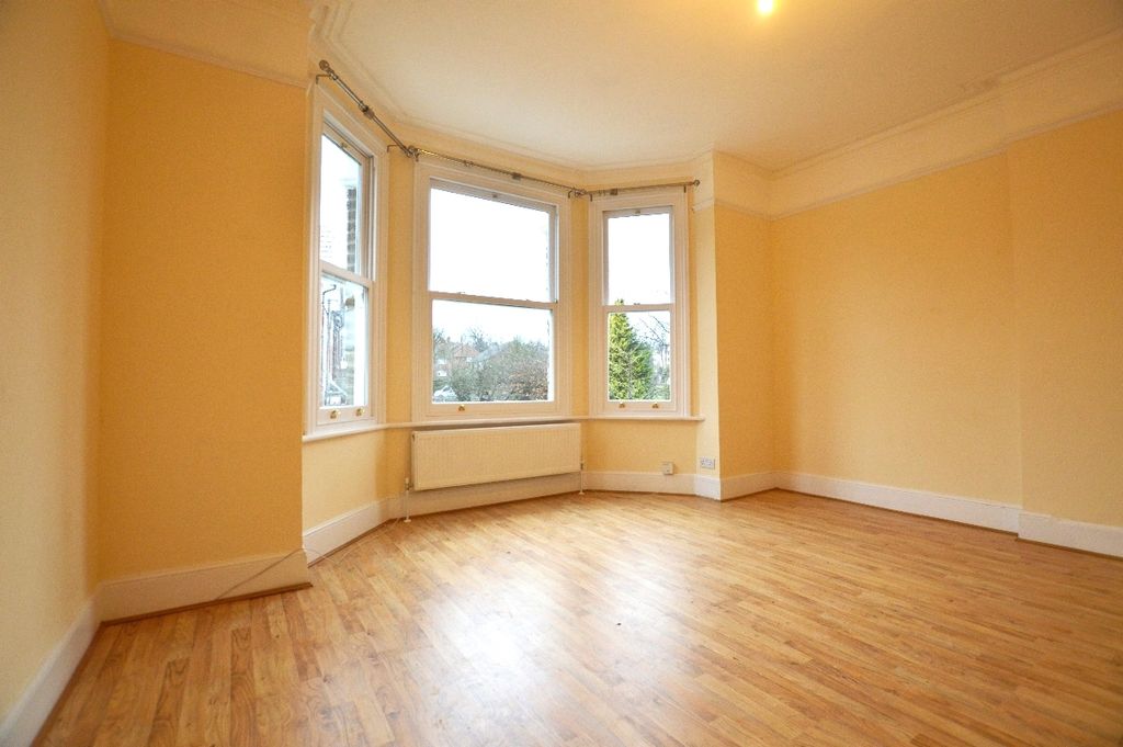 Property photo 3 of 4 Bedroomedit