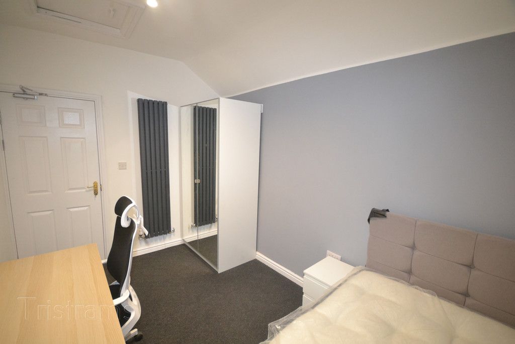 6 bed shared accommodation to rentFletcher Road, Beeston NG9 photo 4
