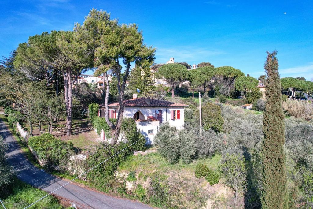 Property photo 3 of 66