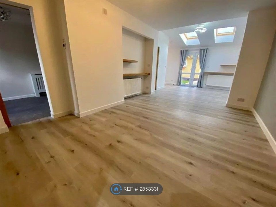 Property photo 3 of 14 Living Room