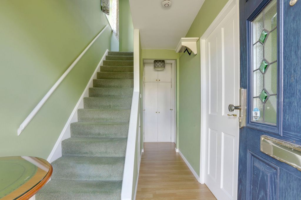 Property photo 3 of 30