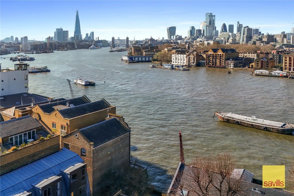 Property photo 2 of 28 Picture No. 16