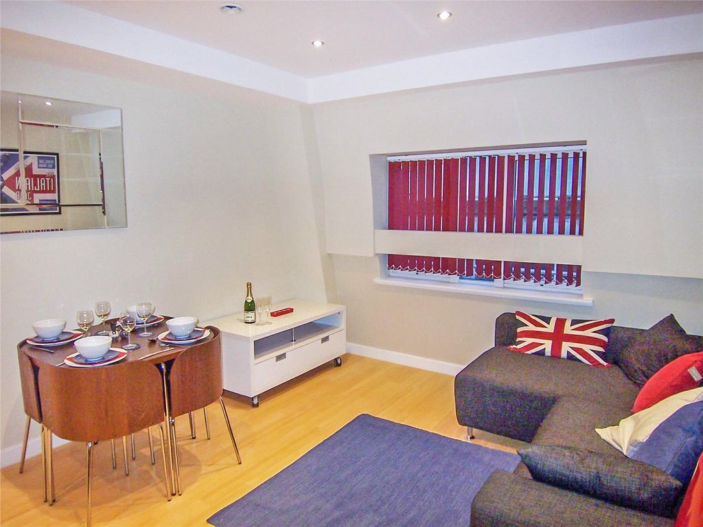 Property photo 2 of 9 Picture No. 10