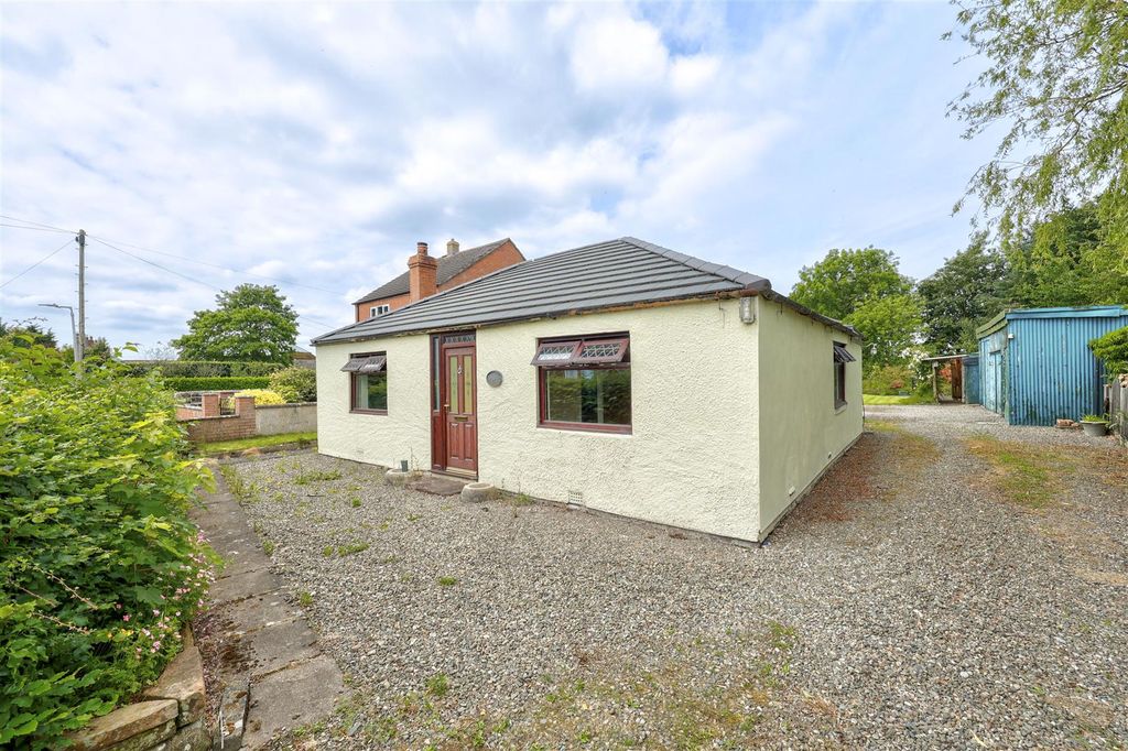 Property photo 1 of 17 Fernleigh Ext.Jpg