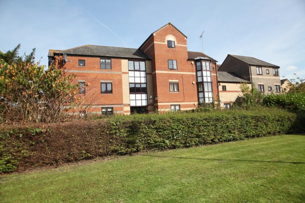 Property photo 1 of 8 Exterior