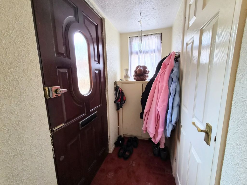 Property photo 3 of 25 5222452