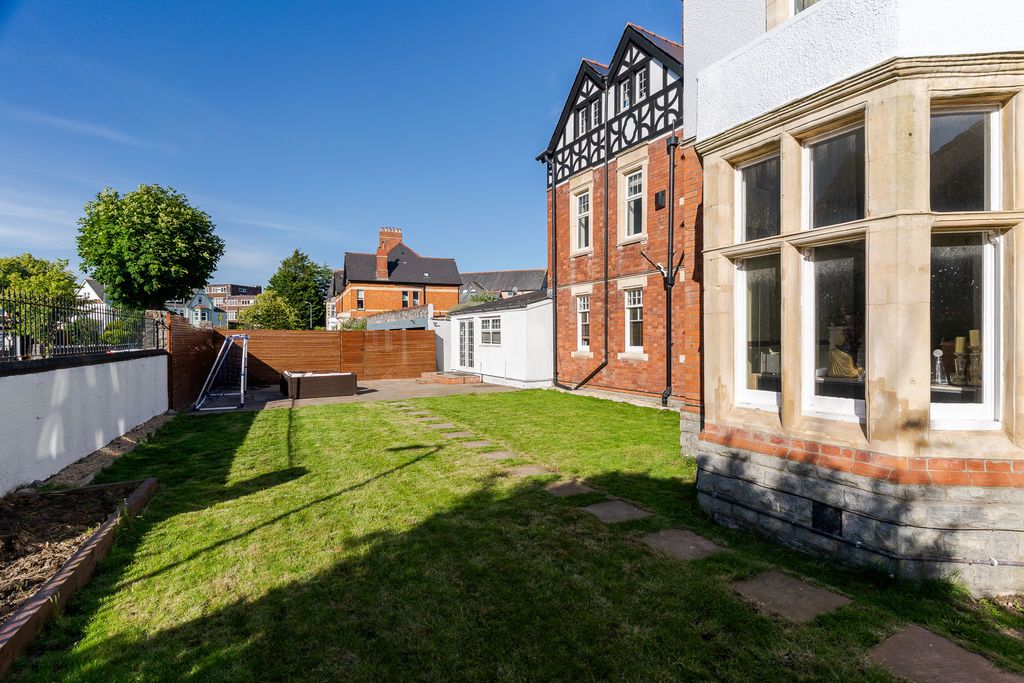Additional image 20 of 6 bed end terrace house for saleVictoria Square, Penarth CF64