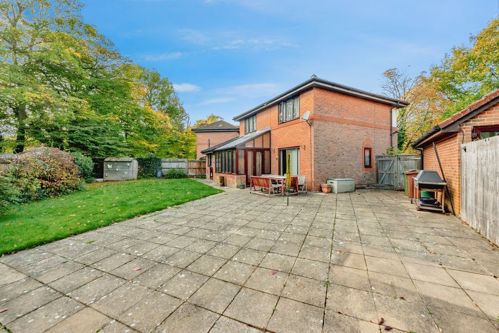 Property photo 3 of 15