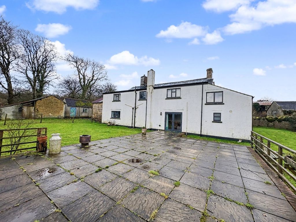 Property photo 2 of 14