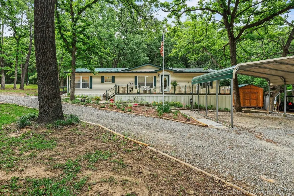 Property photo 1 of 31