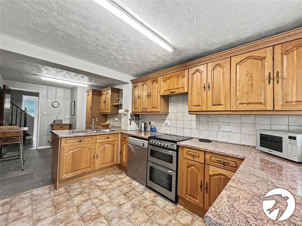 Property photo 2 of 19 Picture No. 06