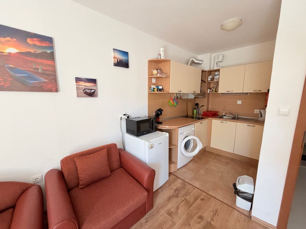 Property photo 3 of 14