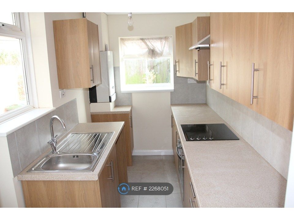 Property photo 1 of 5 Kitchen