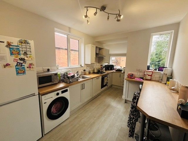 Property photo 3 of 44 Kitchen