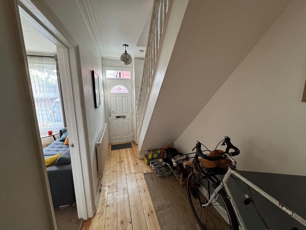 Property photo 2 of 16 Img_2373.Jpeg