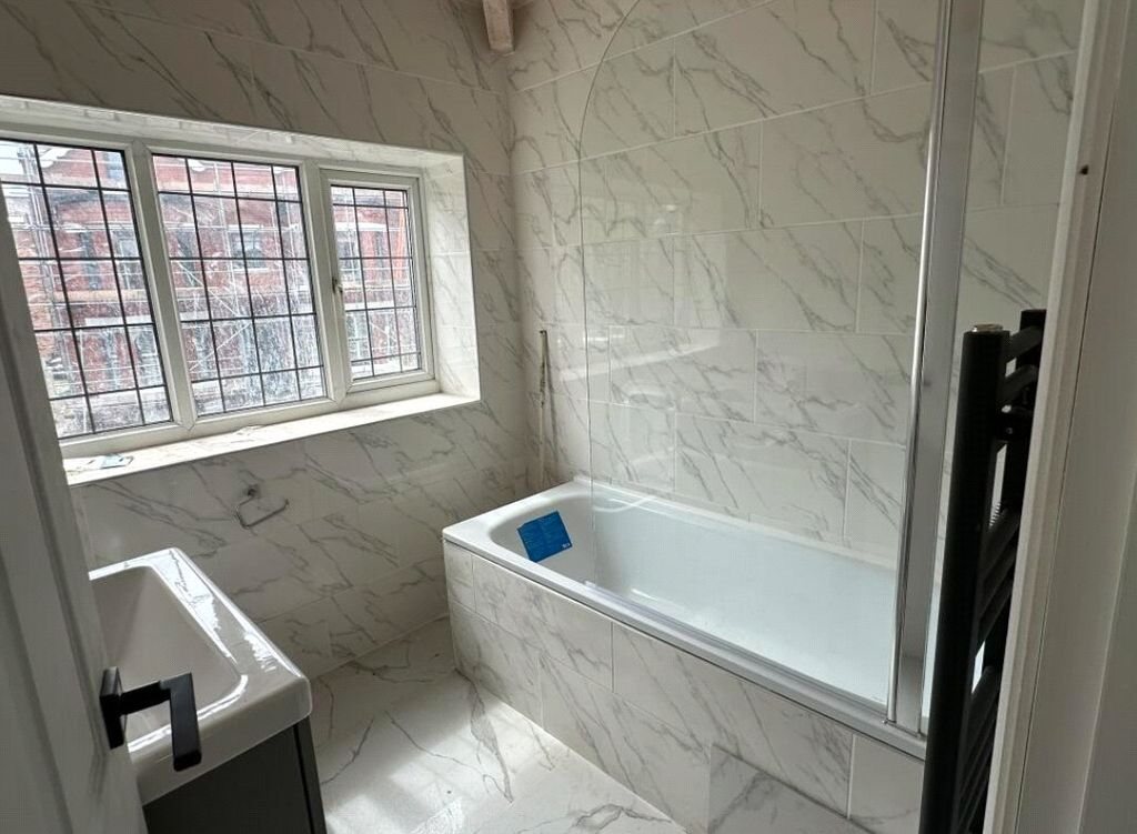 Property photo 3 of 6 Picture No. 02