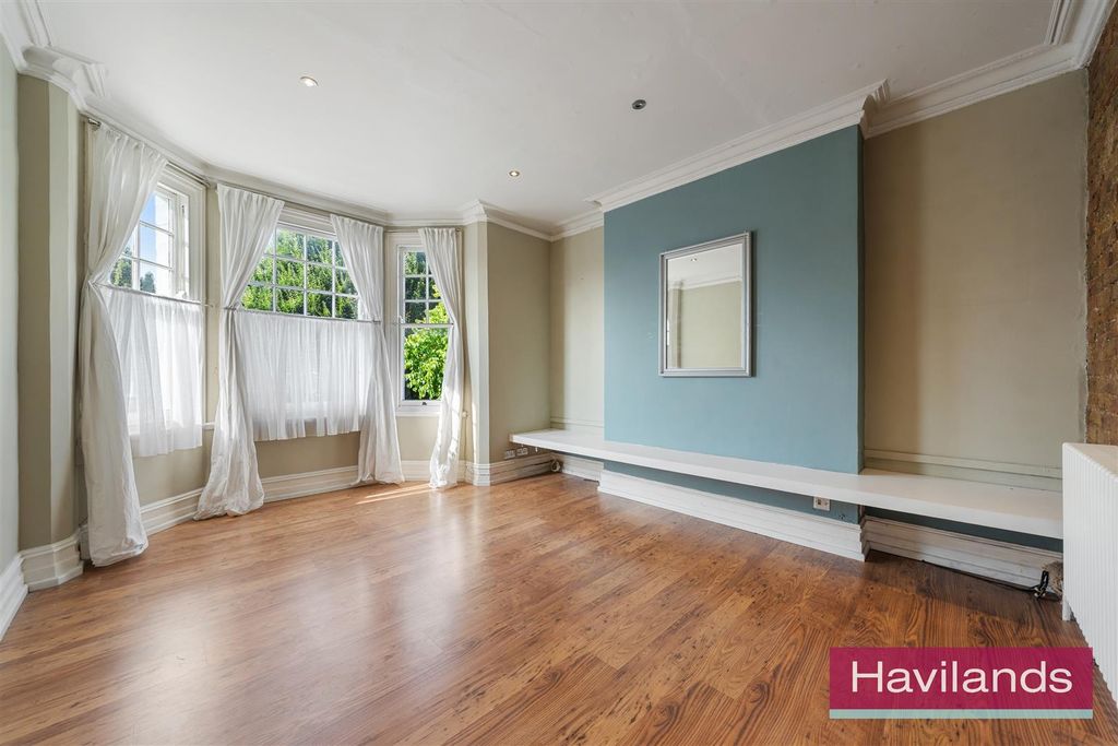 Property photo 2 of 11 Orpington Road-9.Jpg