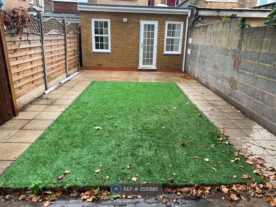 Property photo 3 of 27
