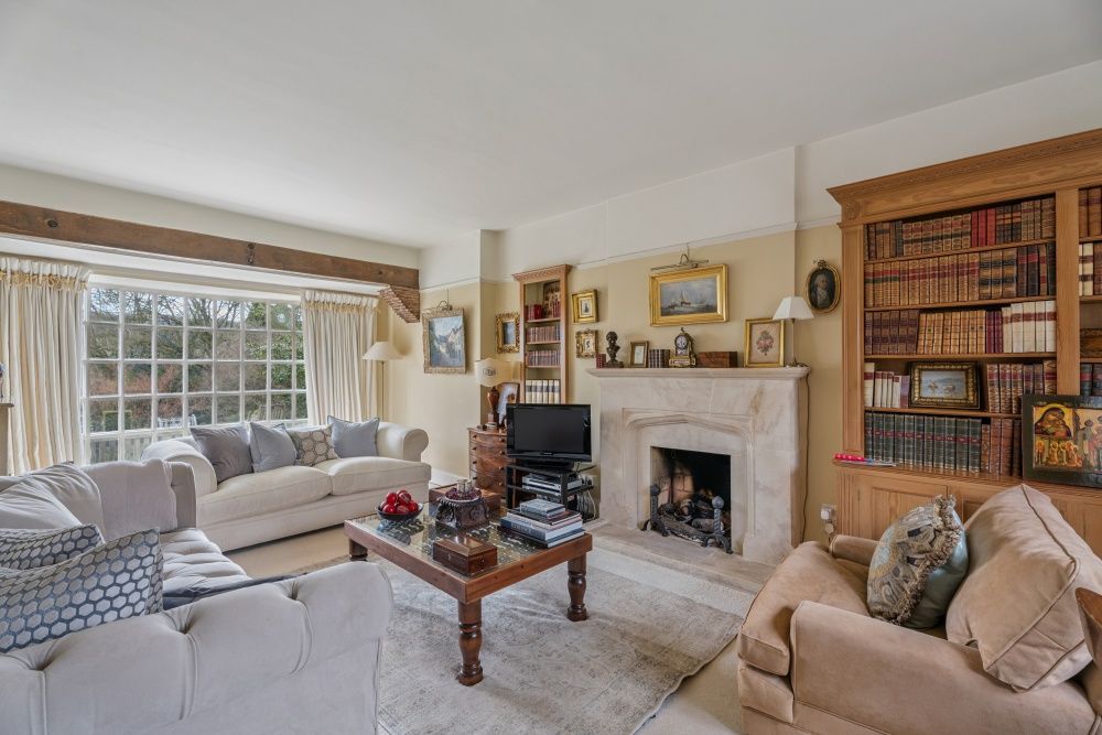 Property photo 3 of 27