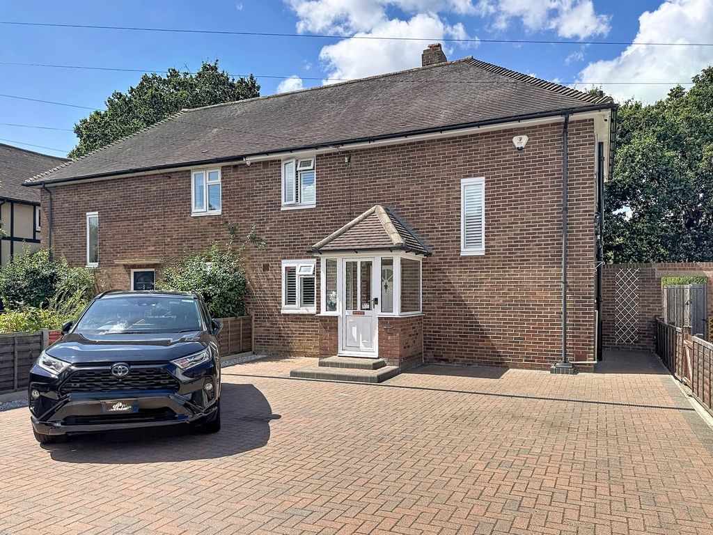 Property photo 1 of 23
