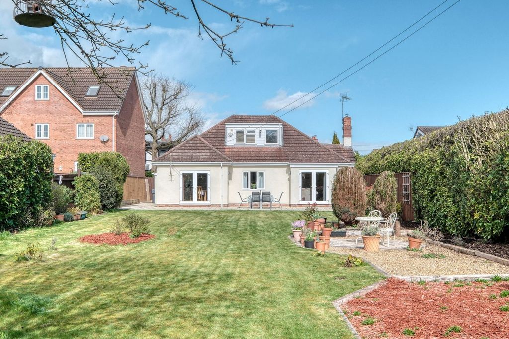 Property photo 3 of 17