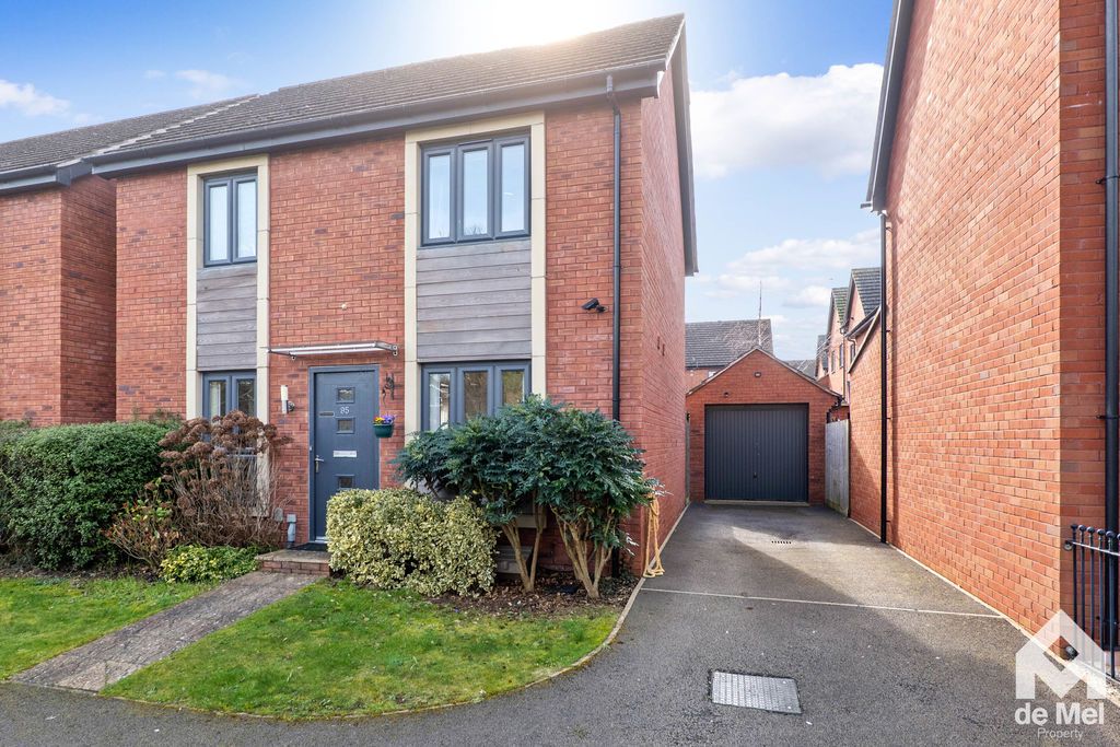 Property photo 1 of 20 Photo 17