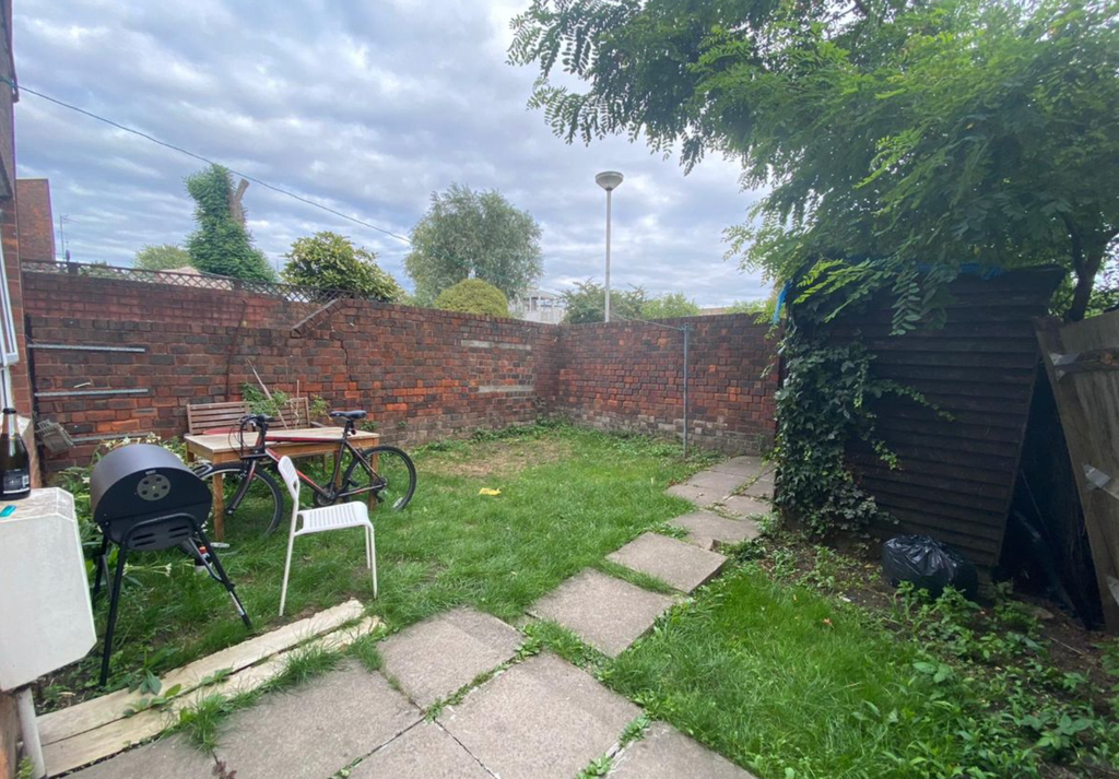 Property photo 3 of 8