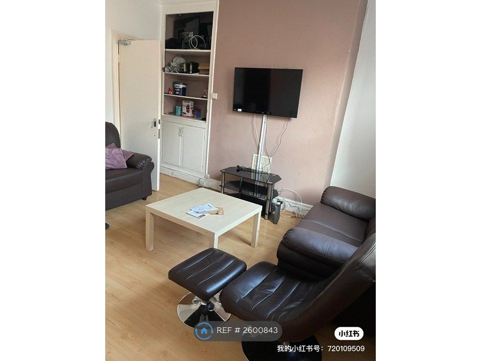 Property photo 2 of 3