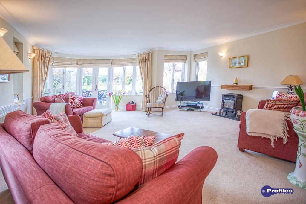 Property photo 3 of 70 341 Rugby Road (58).Jpg