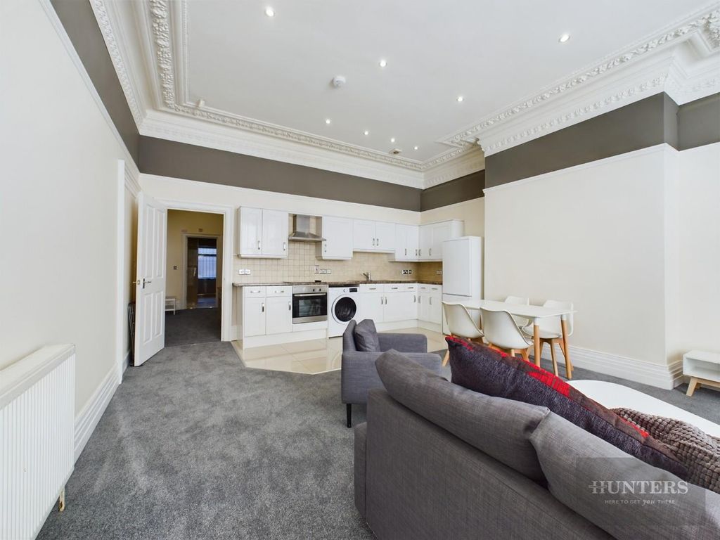 Property photo 2 of 12 Kitchen / Sitting Room