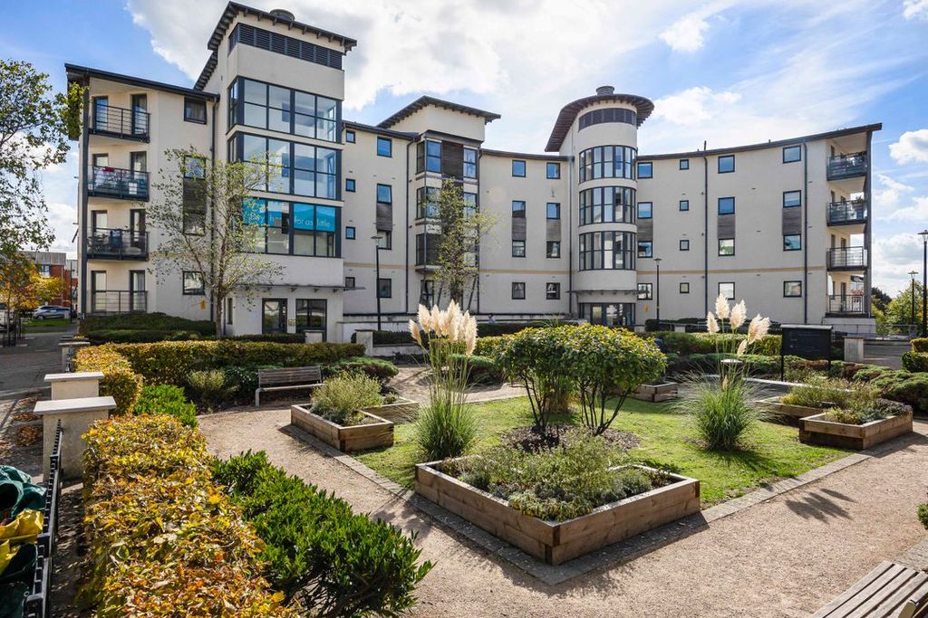 Property photo 1 of 13 1262875