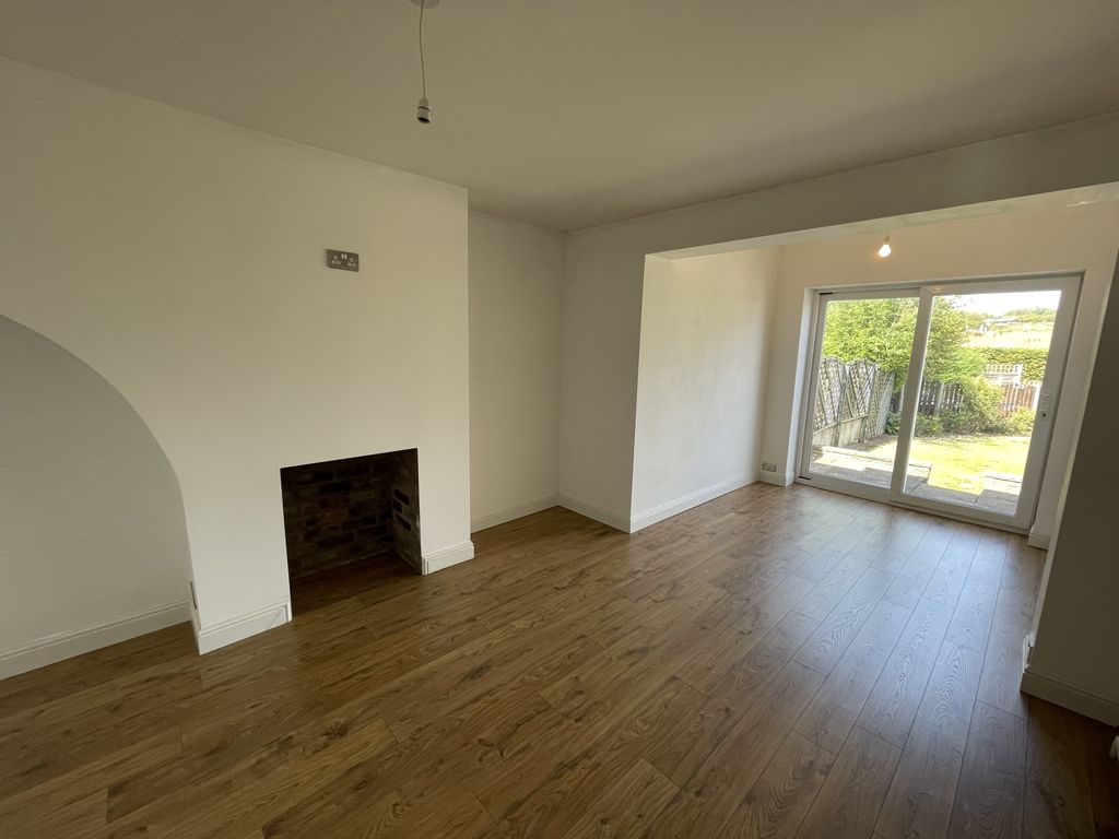 Property photo 3 of 14 Img_0242
