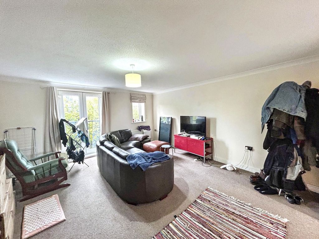 Property photo 2 of 6