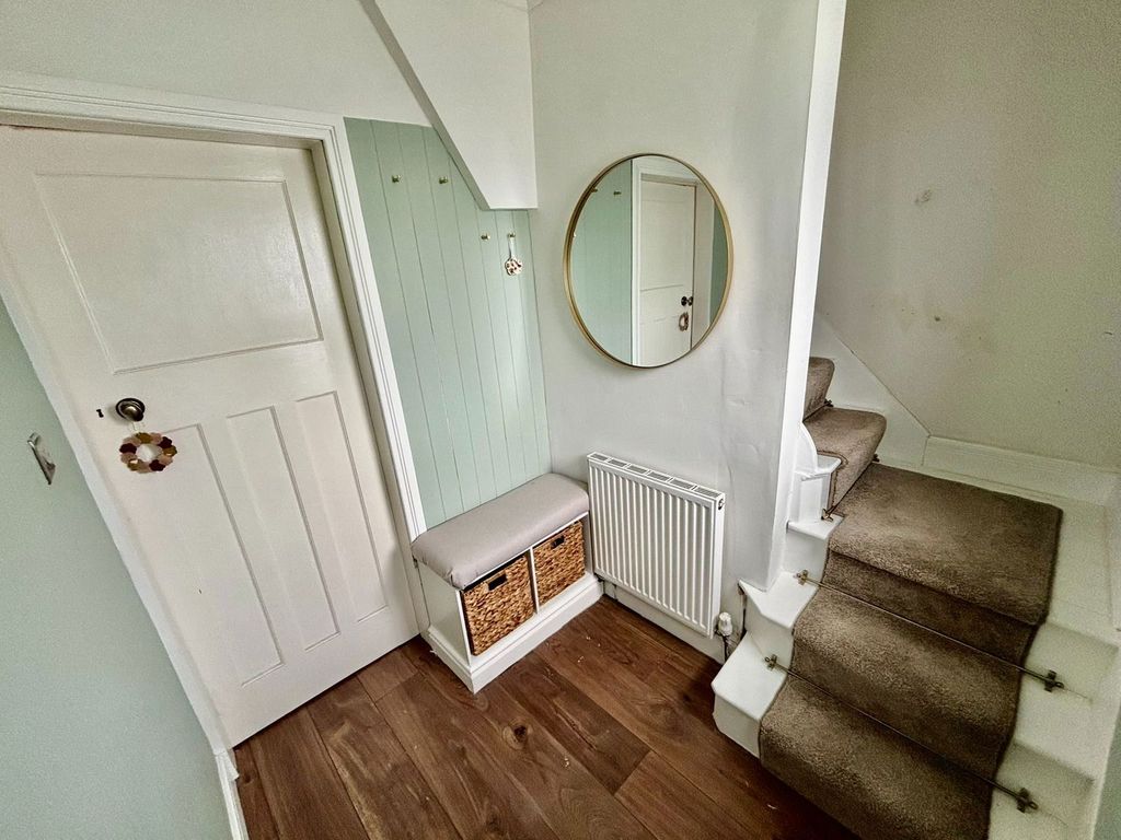 Property photo 3 of 36
