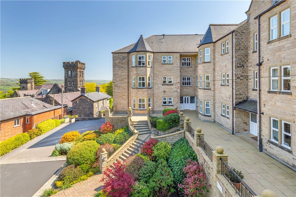 Property photo 1 of 13 Heather Court