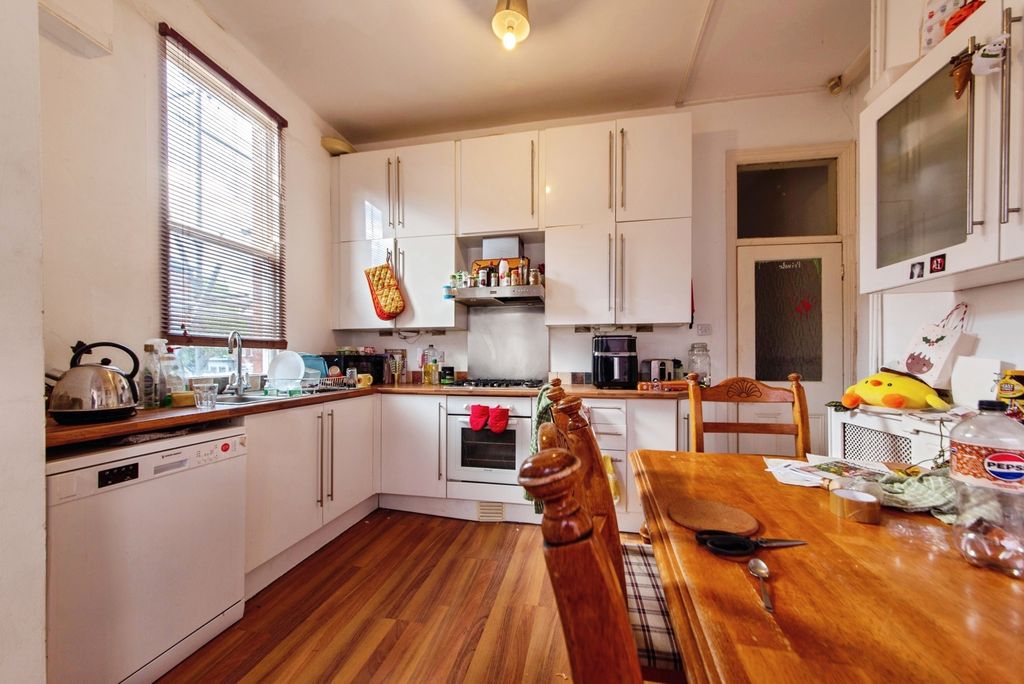 Property photo 3 of 20 Pbox-Img.Jpg