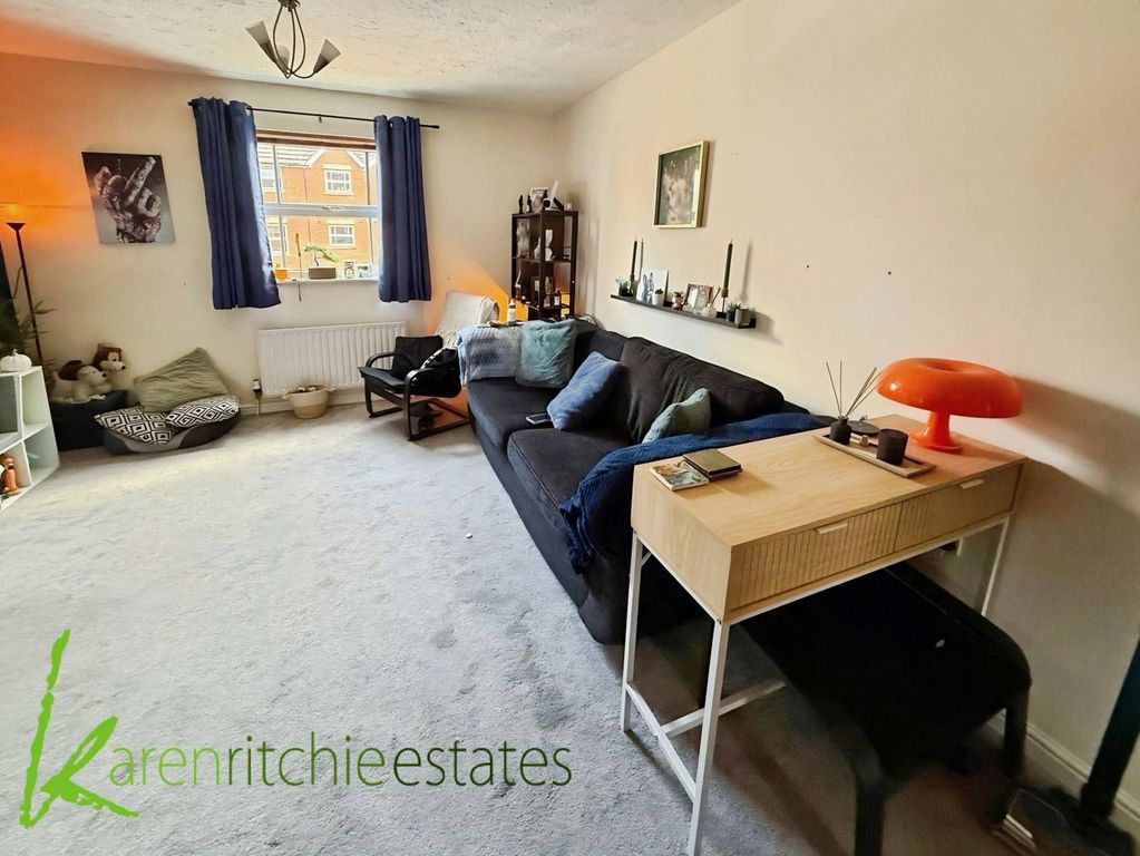 Property photo 2 of 6