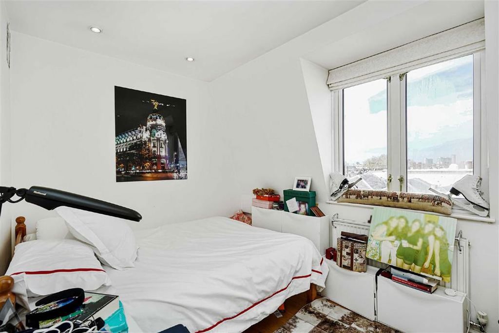 Property photo 3 of 5