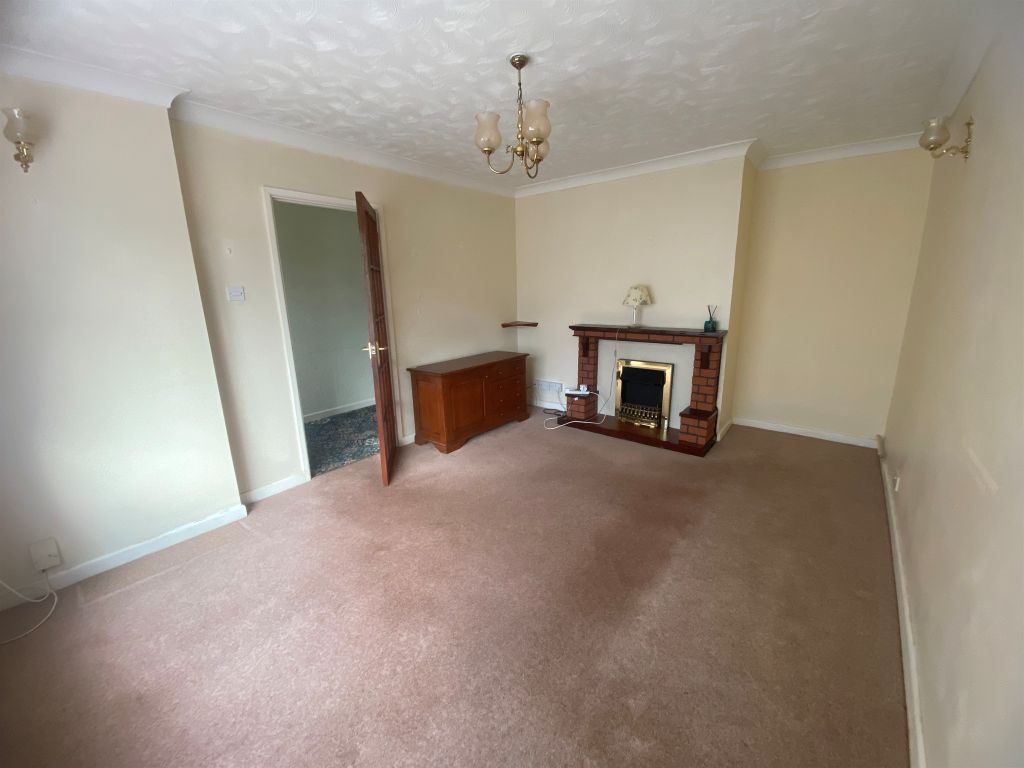 Property photo 2 of 21