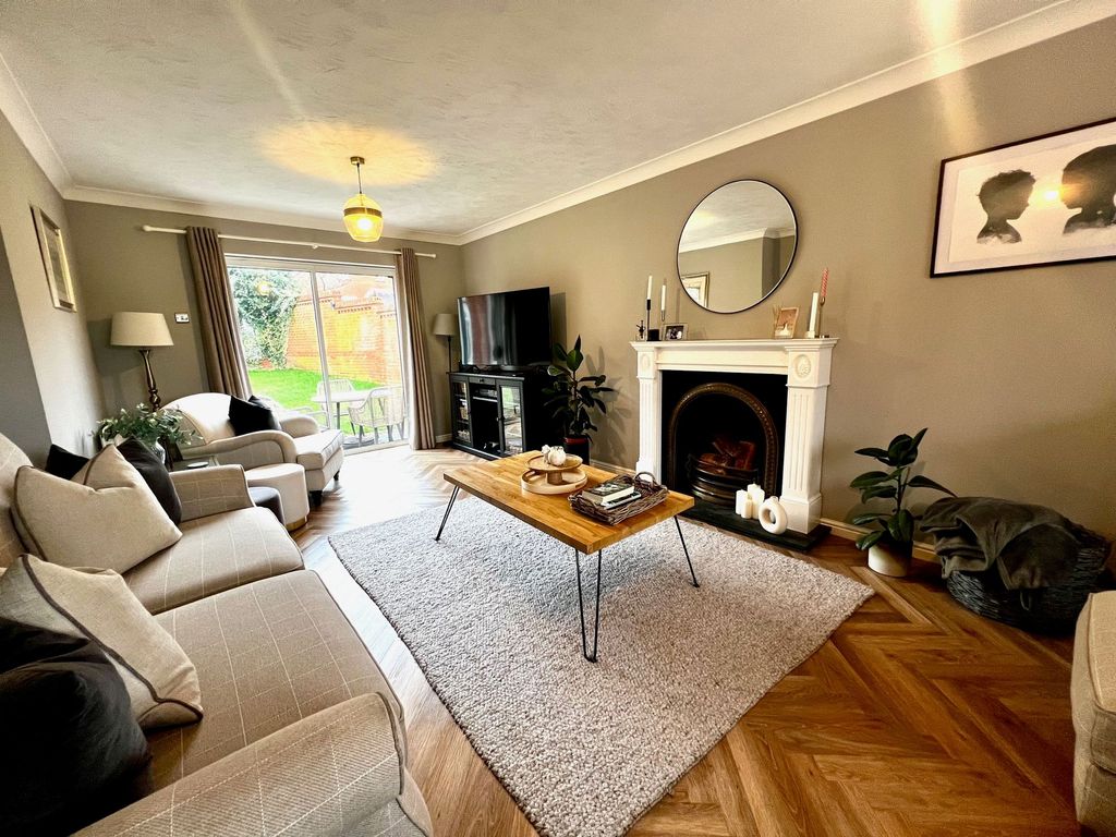 Property photo 2 of 16